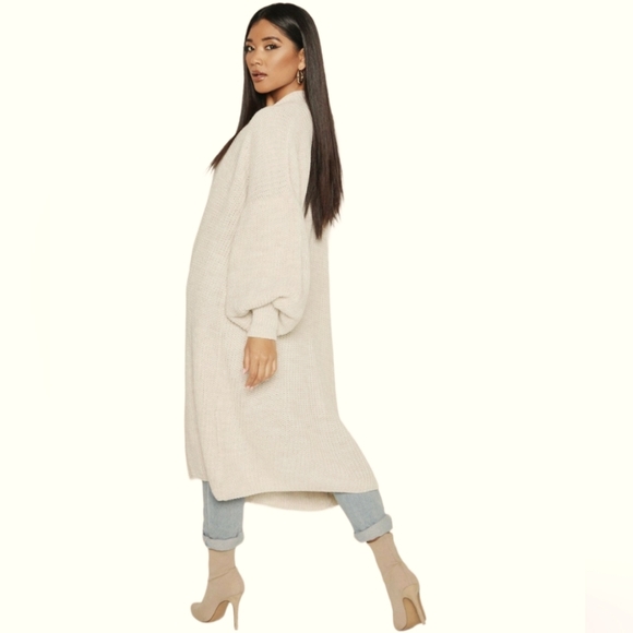 NWOT Sweater Winter White Size M - Picture 2 of 13